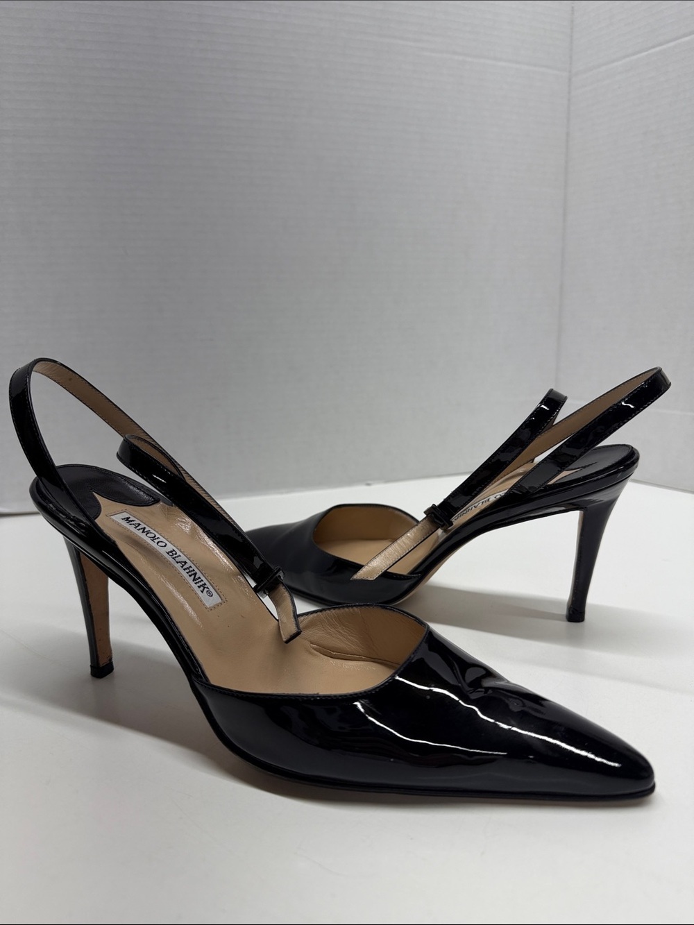 Manolo Blahnik Stiletto Pumps High Heel Shoes Ankle Patent Leather Black 9.5
